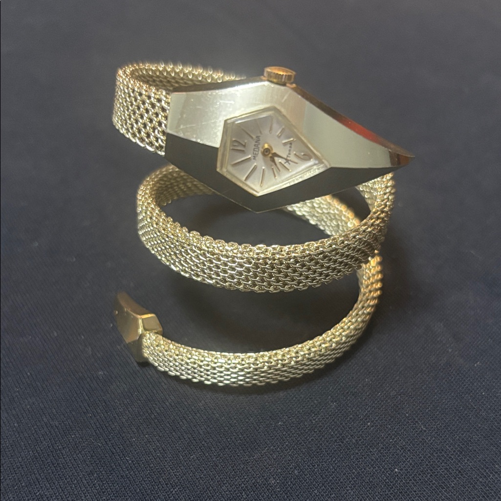 Gold Mesh Wrap Watch